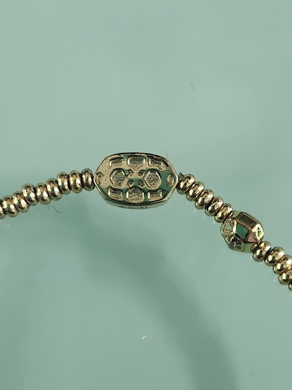 Kendra Scott Emilie stretch bracelet, gold, amethyst, preloved - Picture 3 of 7